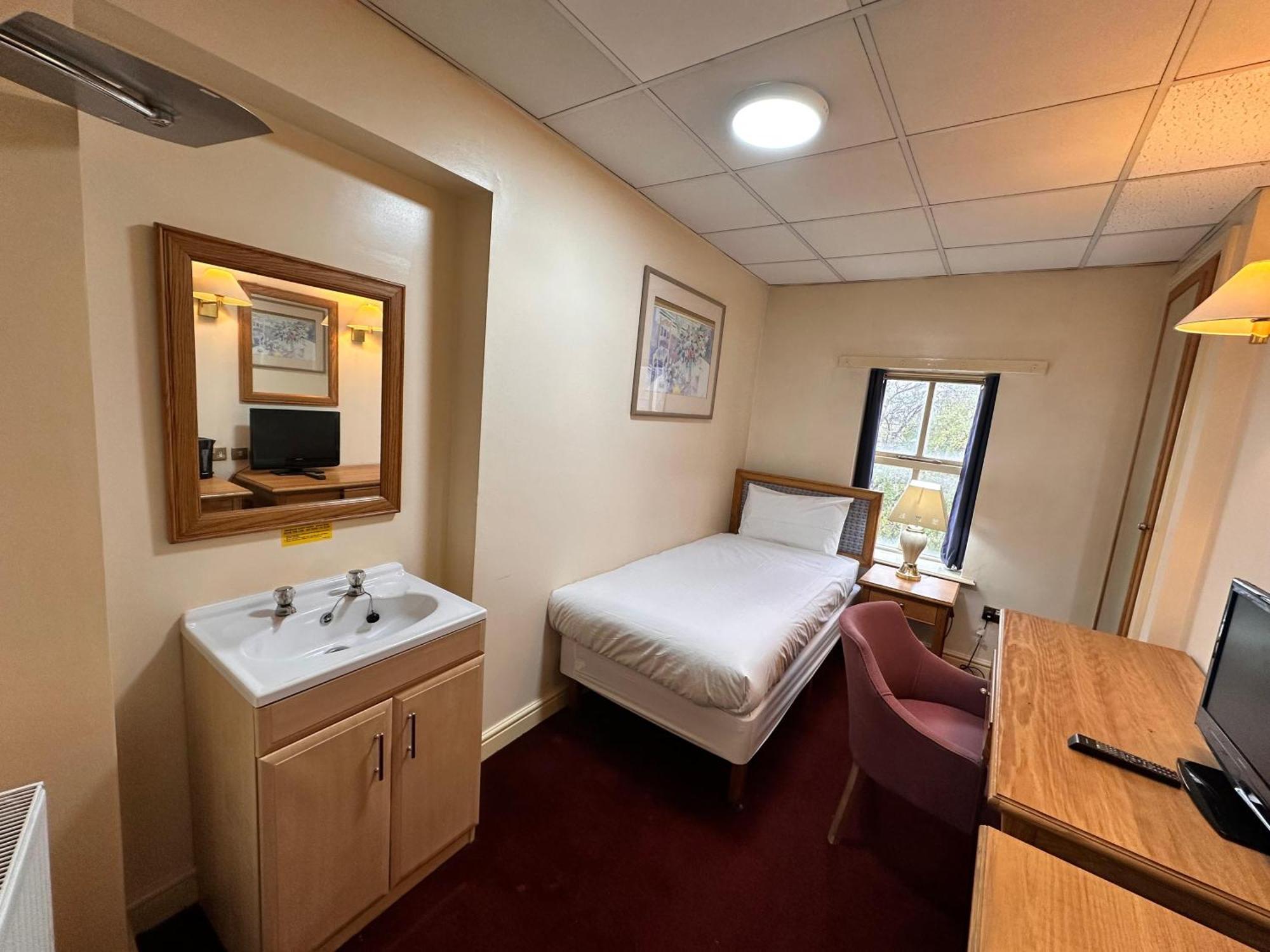Throstles Nest Hotel Liverpool Eksteriør billede